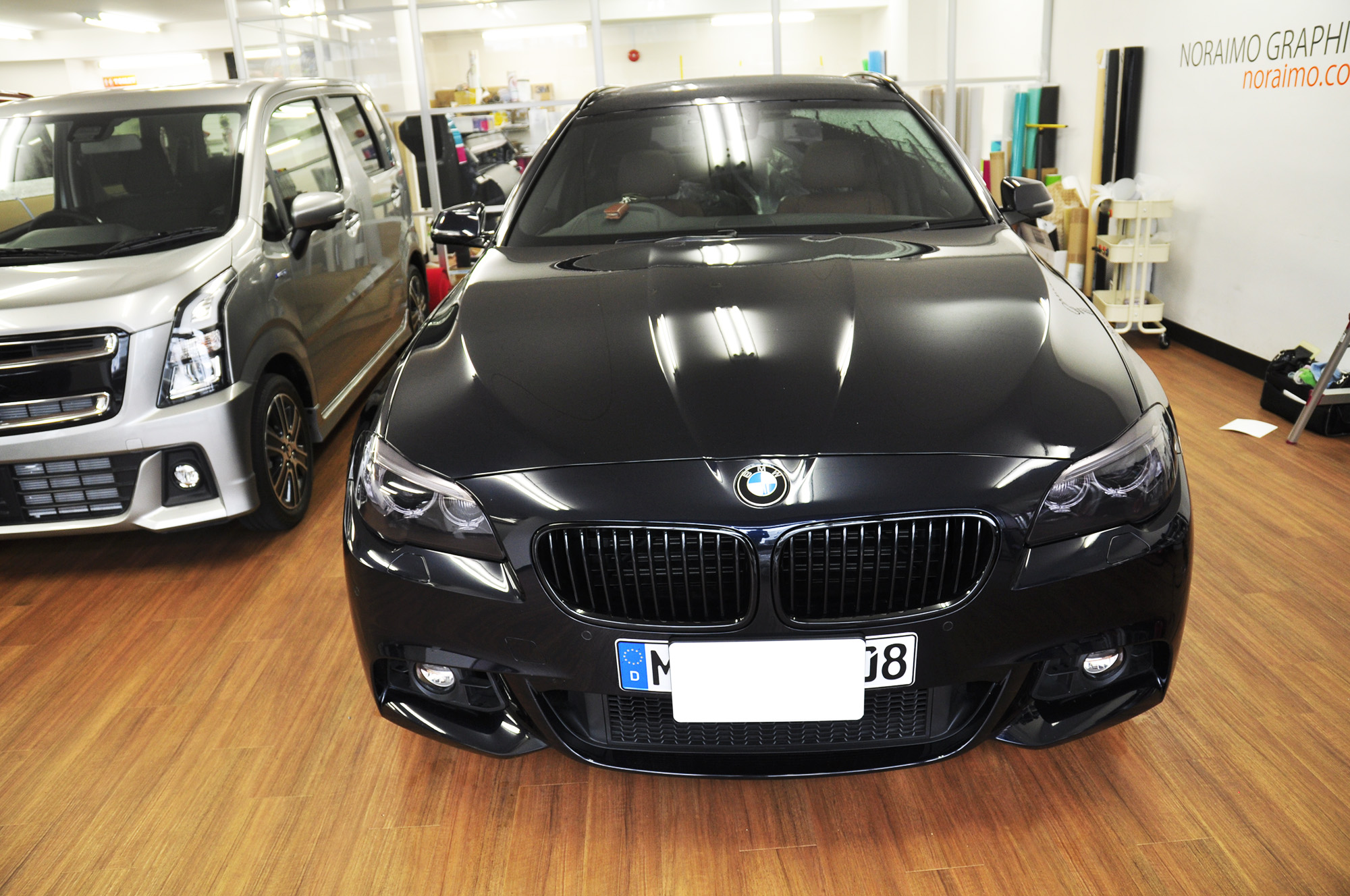 BMW5シリーズ ヘッドライト スモークフィルム施工 | カーラッピング