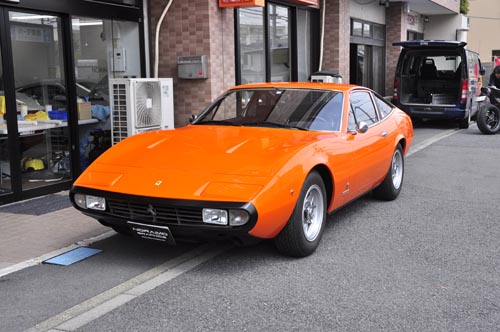 Ferrari365GTC4-1